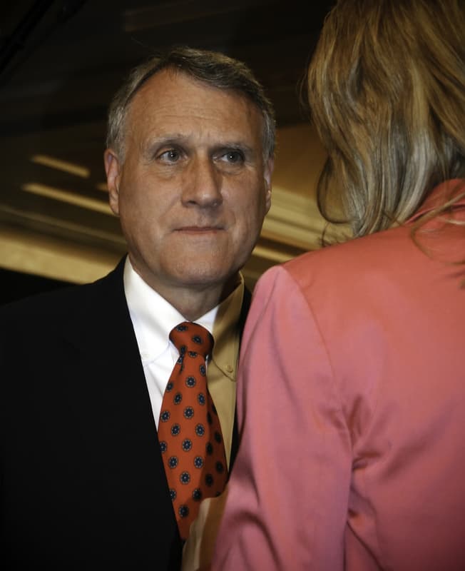 GOP Congressman Dies at 84