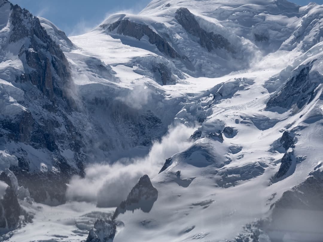 Avalanche at Mont Blanc 2019-03-21